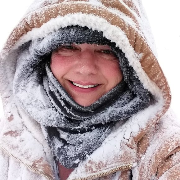 Meet your Posher, Brenda - Picture 6 of 6